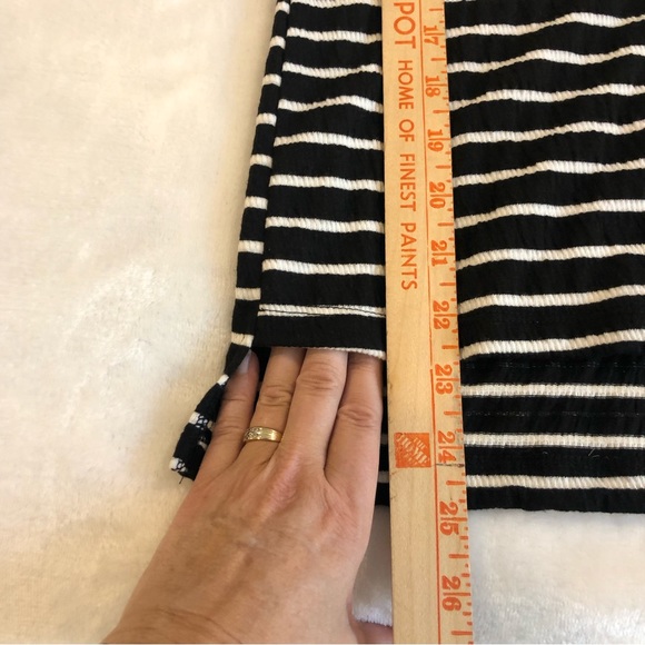 Et’Lois Mickey Sweater size Small - Picture 13 of 15